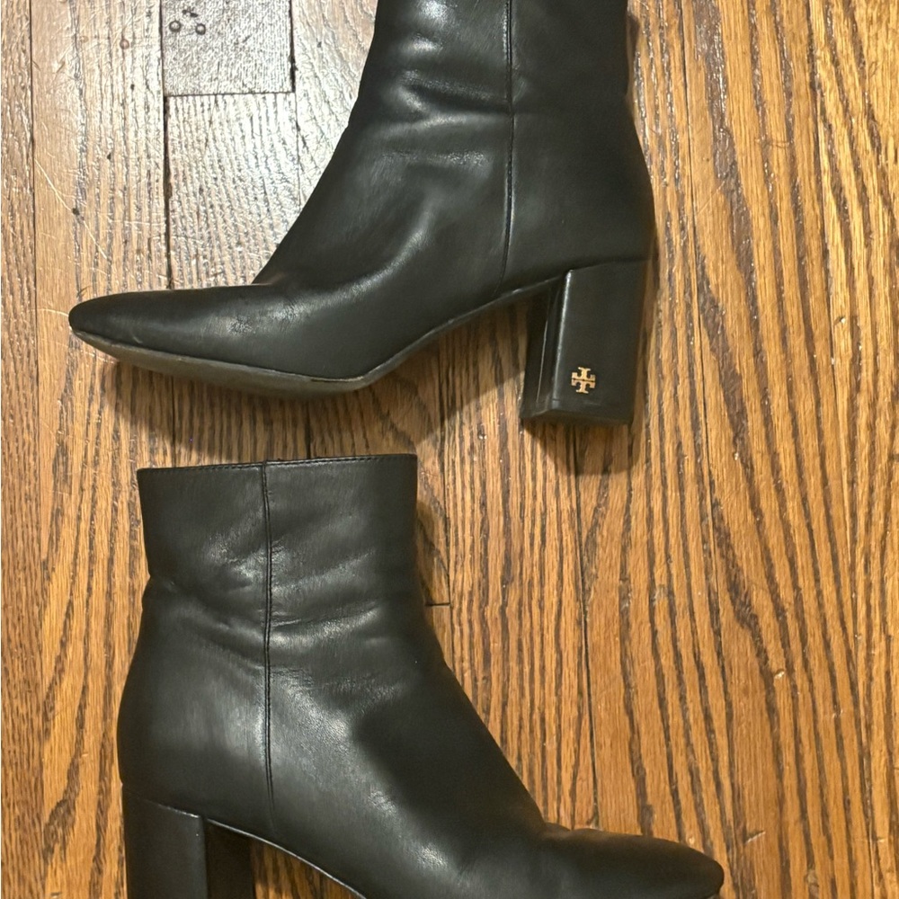 Tory Burch Booties 7.5